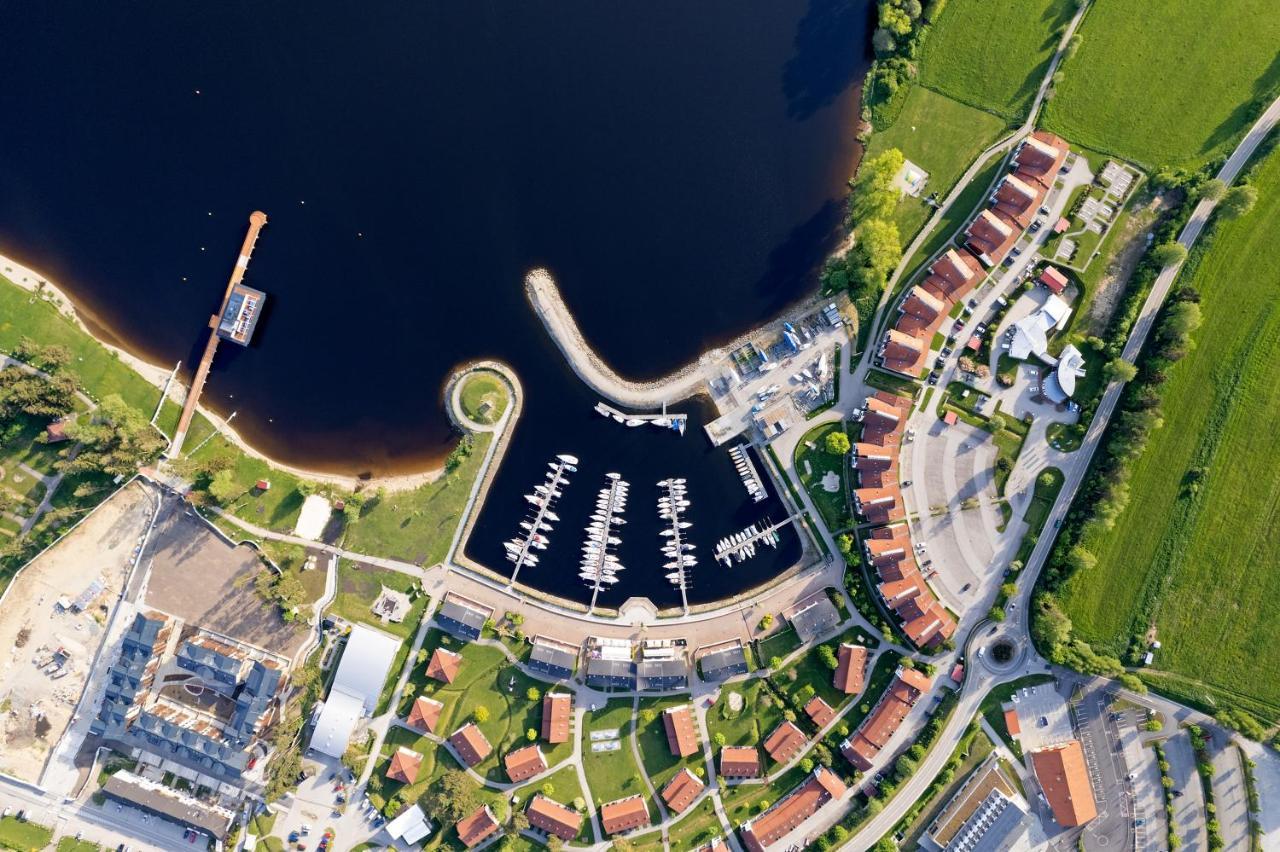 Hotel SLUNEČNÁ LOUKA Lipno nad Vltavou Buitenkant foto