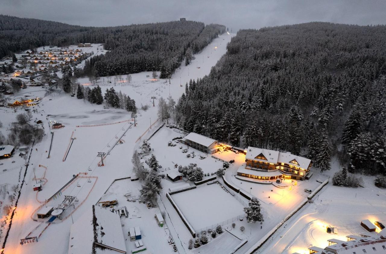 Hotel SLUNEČNÁ LOUKA Lipno nad Vltavou Buitenkant foto