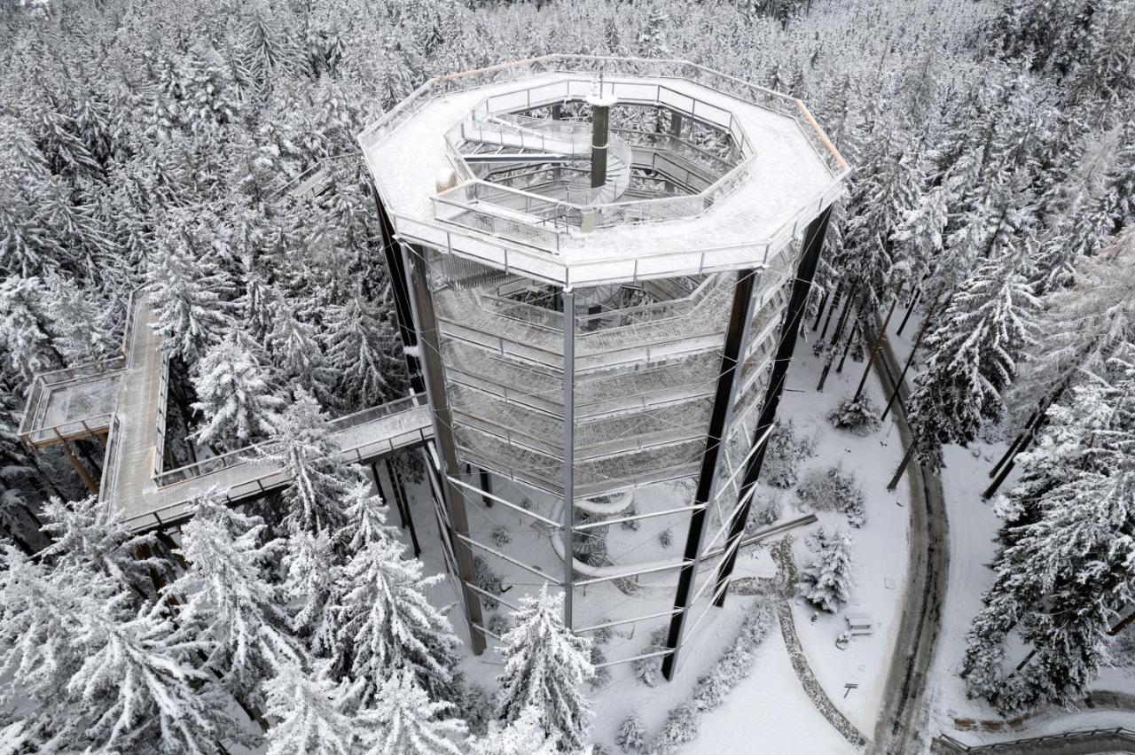 Hotel SLUNEČNÁ LOUKA Lipno nad Vltavou Buitenkant foto